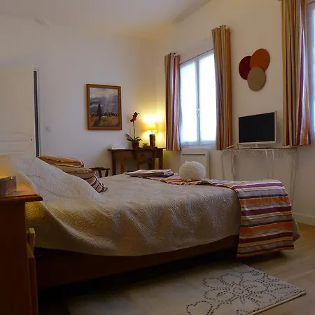 D'hotes Lanoki Guest house 3*