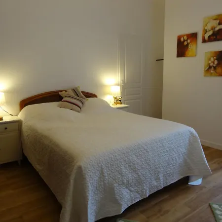D'hotes Lanoki 3*